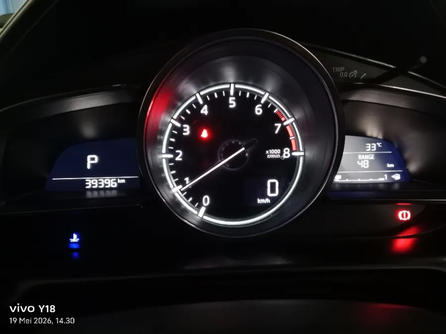 Foto Mobil Bekas Odometer Mazda CX-3 2.0 tahun 2018