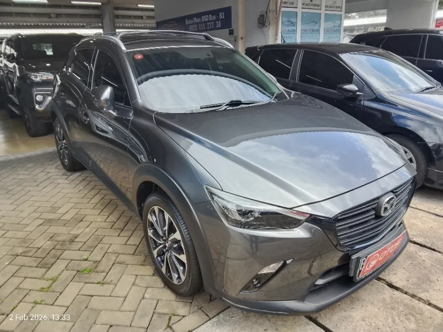 Foto Mobil Bekas Kanan Depan Mazda CX-3 2.0 tahun 2020