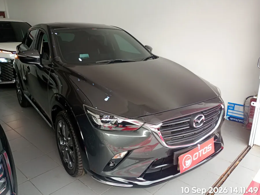 Foto Mobil Bekas Kanan Depan Mazda CX-3 2.0 tahun 2023