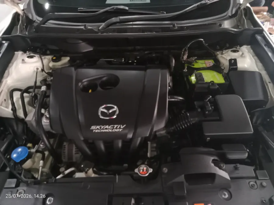 Foto Mobil Bekas Mesin Mazda CX-3 2.0 Grand Touring tahun 2017