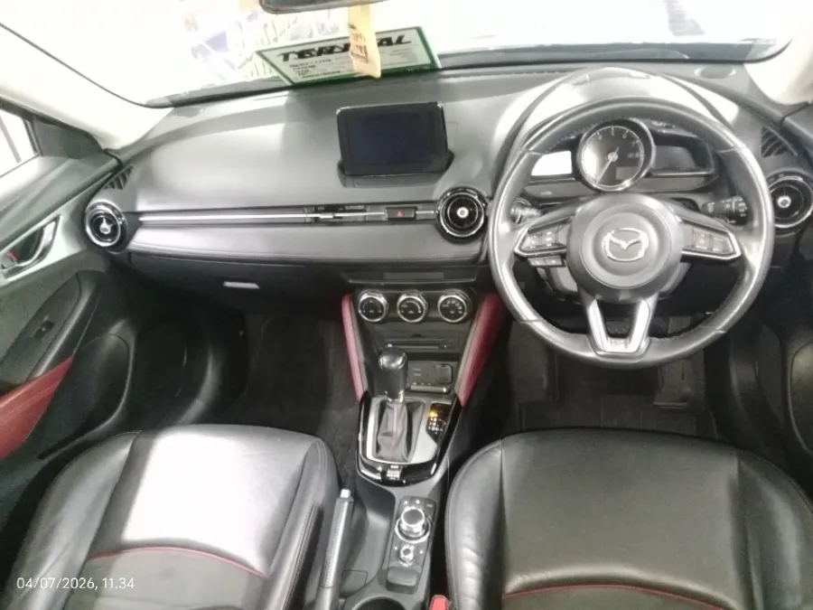 Foto Mobil Bekas Dashboard Mazda CX-3 2.0 Grand Touring tahun 2018