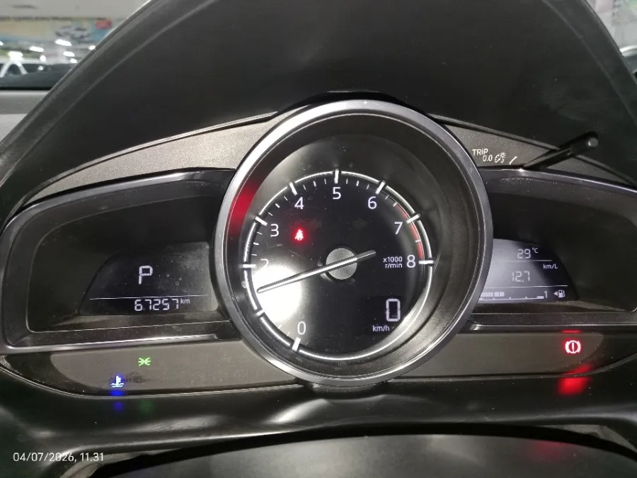 Foto Mobil Bekas Odometer Mazda CX-3 2.0 Grand Touring tahun 2018