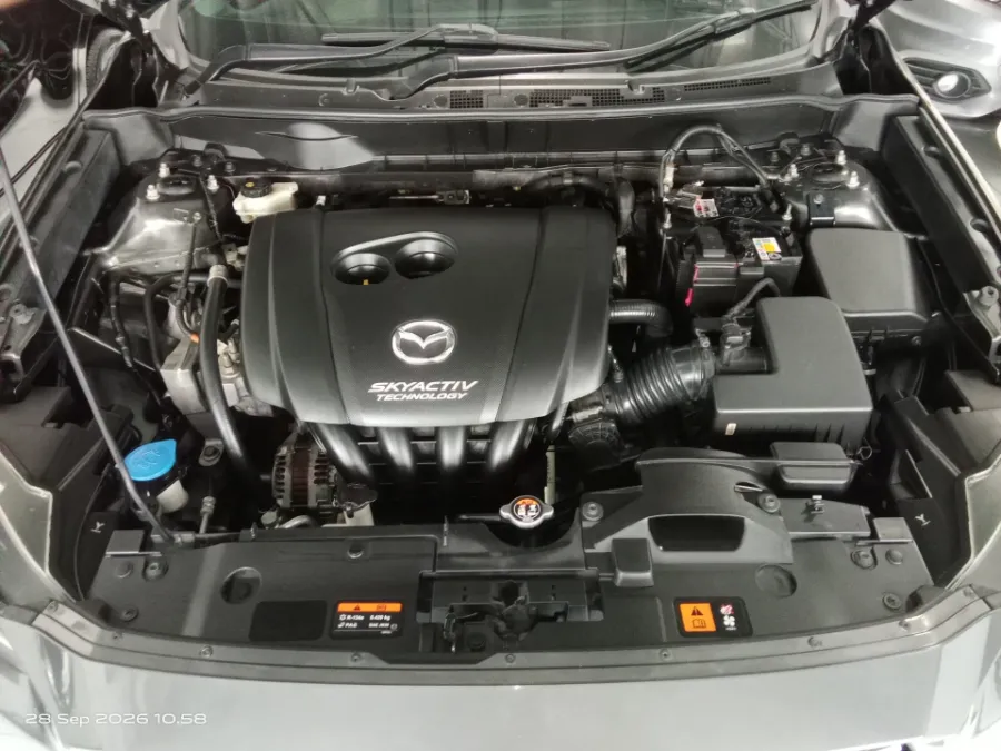 Foto Mobil Bekas Mesin Mazda CX-3 2.0 Touring tahun 2017