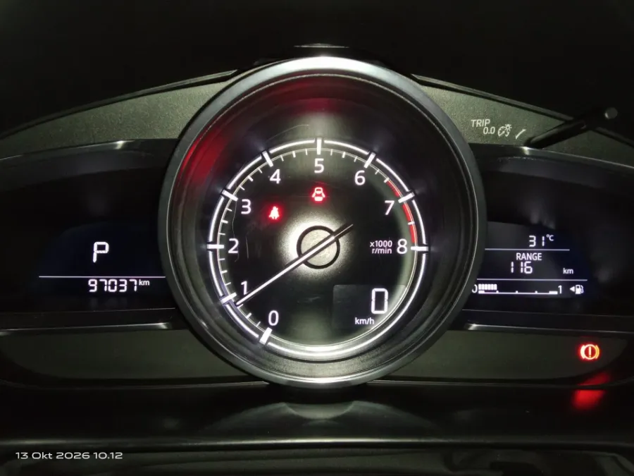 Foto Mobil Bekas Odometer Mazda CX-3 2.0 Touring tahun 2018
