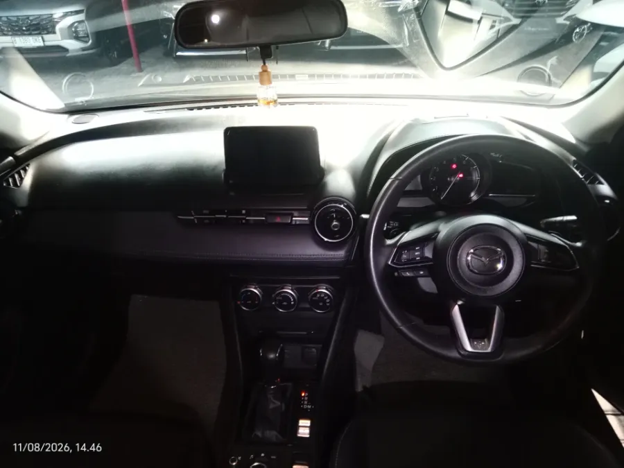 Foto Mobil Bekas Dashboard Mazda CX-3 2.0 Touring tahun 2019