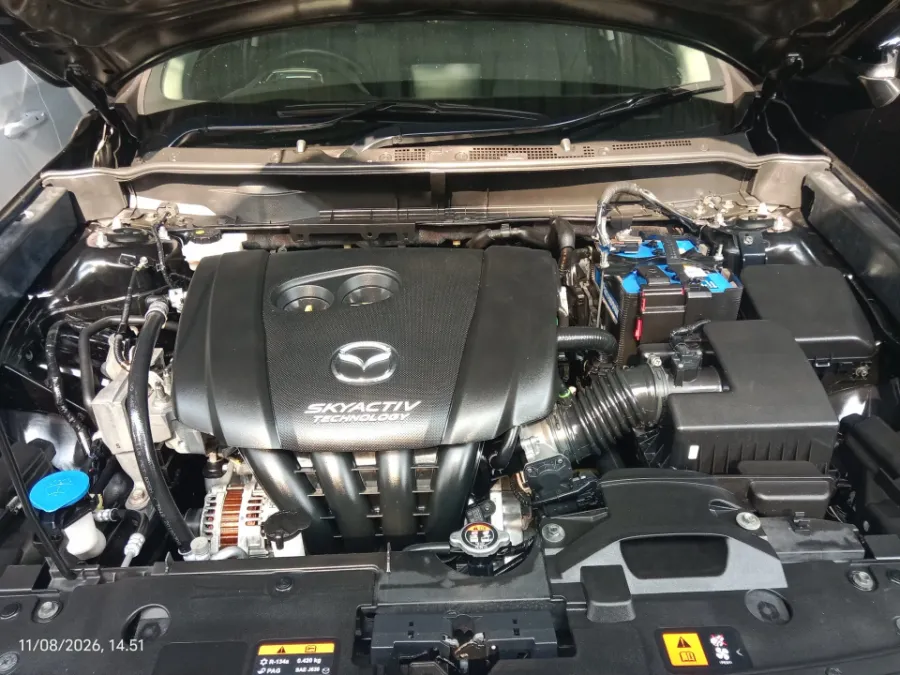 Foto Mobil Bekas Mesin Mazda CX-3 2.0 Touring tahun 2019