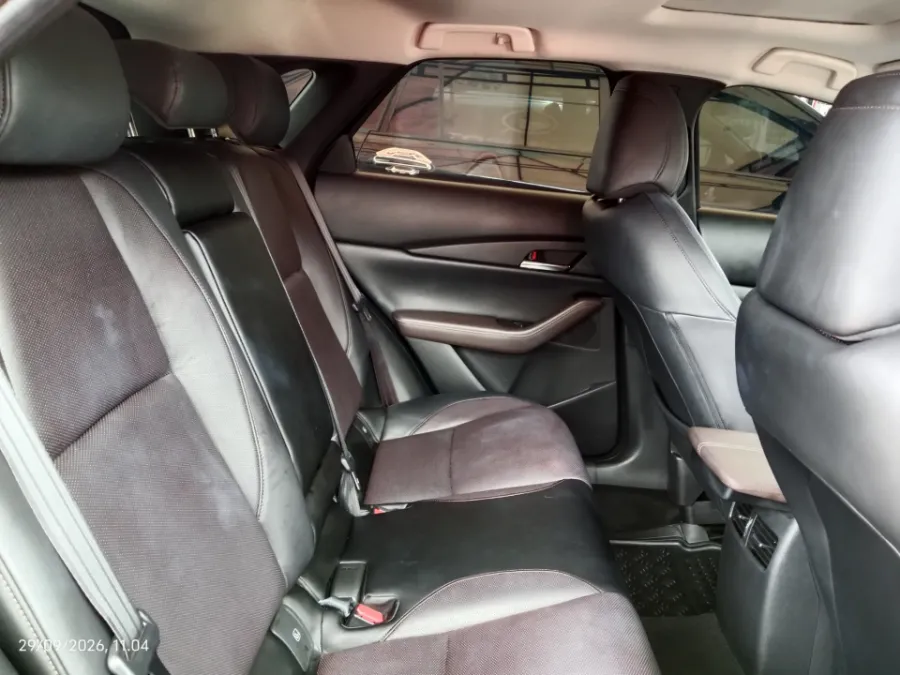 Foto Mobil Bekas Kabin Belakang Mazda CX-30 2.0 tahun 2019