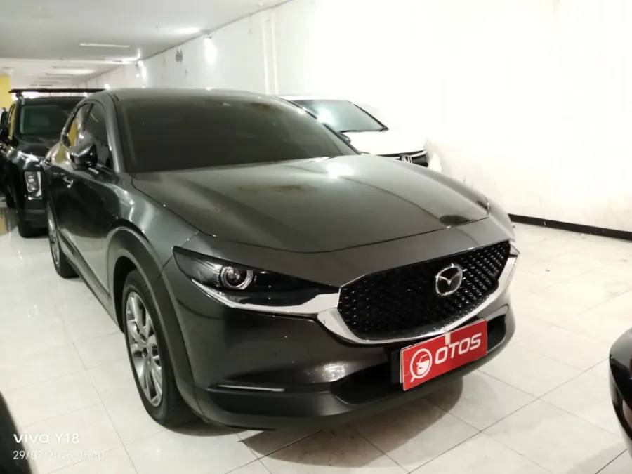 Foto Mobil Bekas Kanan Depan Mazda CX-30 2.0 tahun 2020
