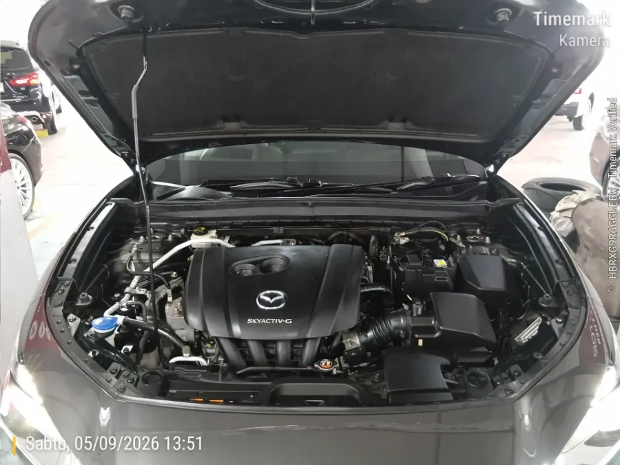 Foto Mobil Bekas Mesin Mazda CX-30 2.0 tahun 2021
