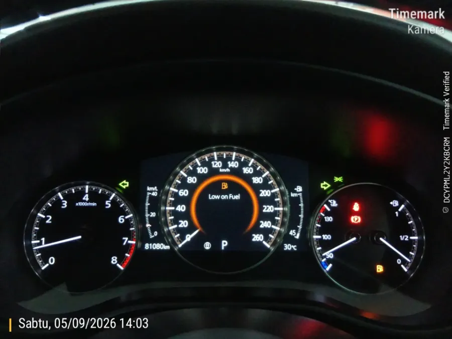 Foto Mobil Bekas Odometer Mazda CX-30 2.0 tahun 2021