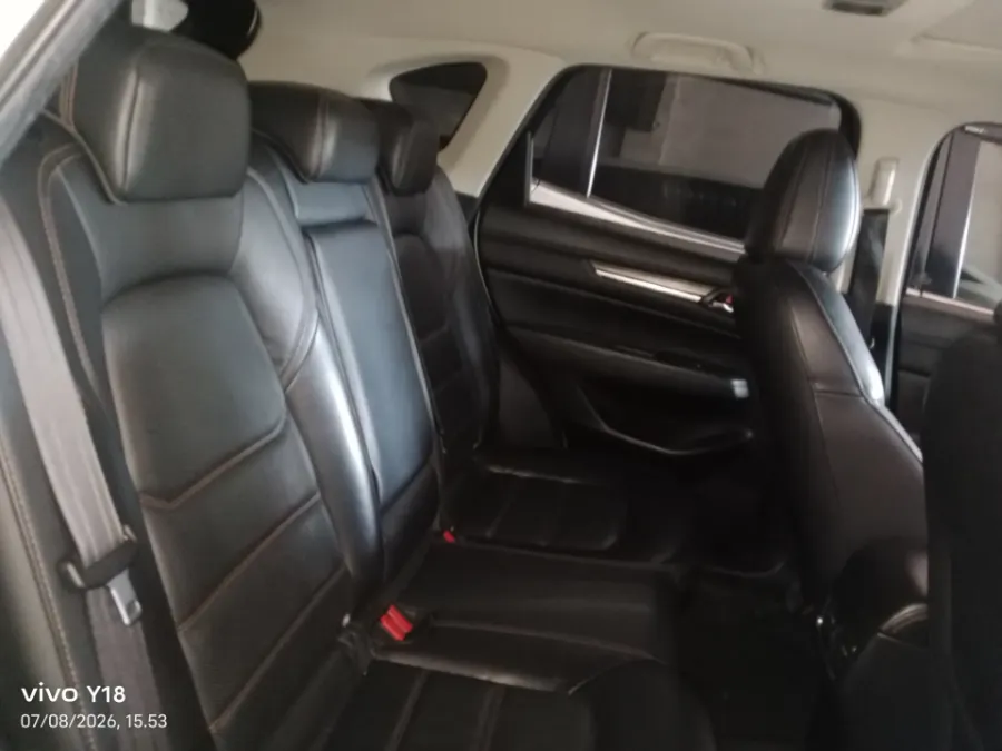 Foto Mobil Bekas Kabin Belakang Mazda CX-5 2.0 tahun 2021