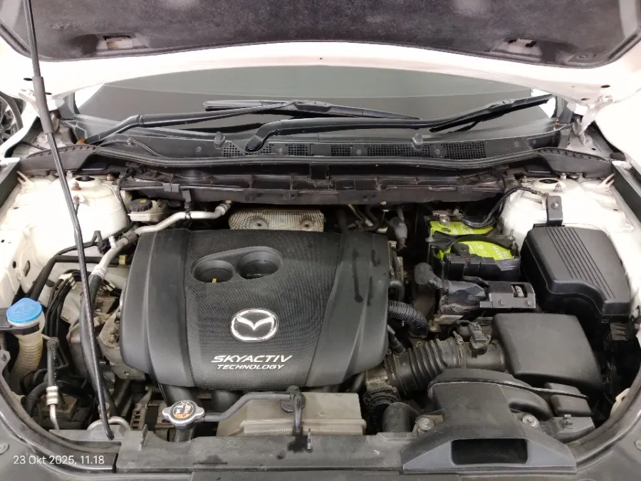 Foto Mobil Bekas Mesin Mazda CX-5 2.5 tahun 2014