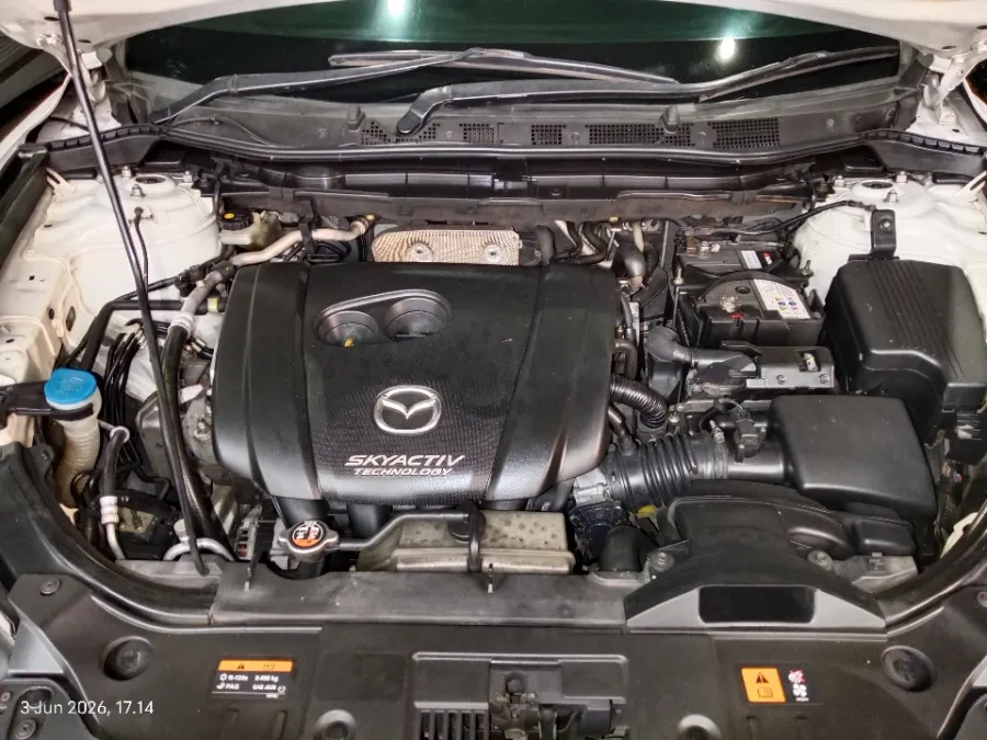 Foto Mobil Bekas Mesin Mazda CX-5 2.5 tahun 2014