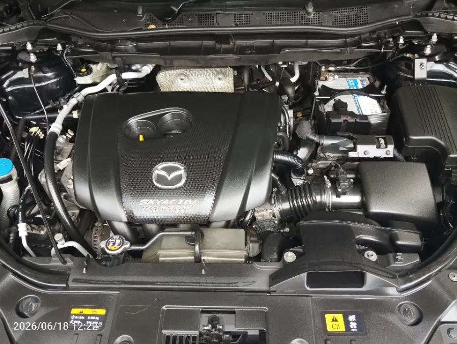 Foto Mobil Bekas Mesin Mazda CX-5 2.5 tahun 2014