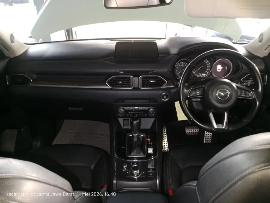 Foto Mobil Bekas Dashboard Mazda CX-5 2.5 tahun 2017