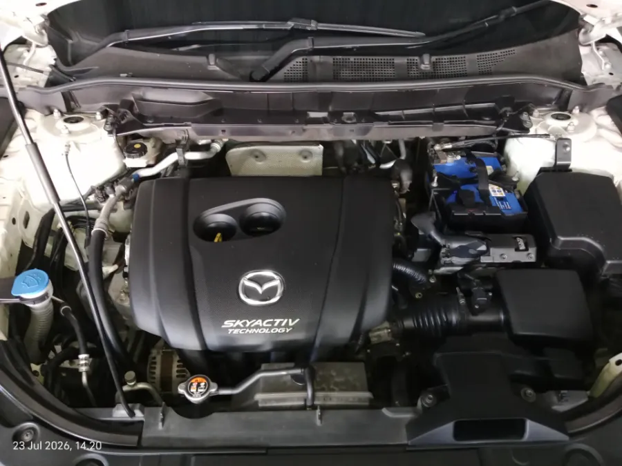 Foto Mobil Bekas Mesin Mazda CX-5 2.5 tahun 2017