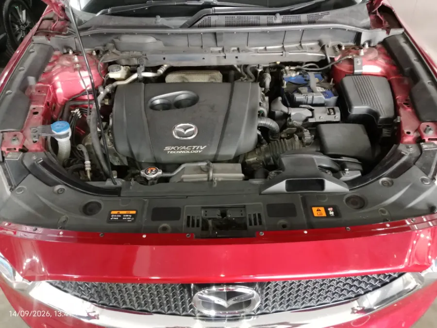 Foto Mobil Bekas Mesin Mazda CX-5 2.5 tahun 2017
