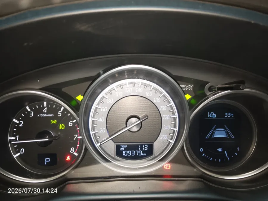 Foto Mobil Bekas Odometer Mazda CX-5 2.5 tahun 2017