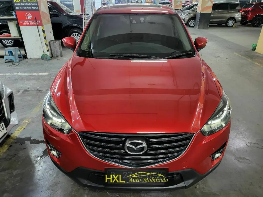Foto Mobil Bekas Tampak Depan Mazda CX-5 2.5 tahun 2017