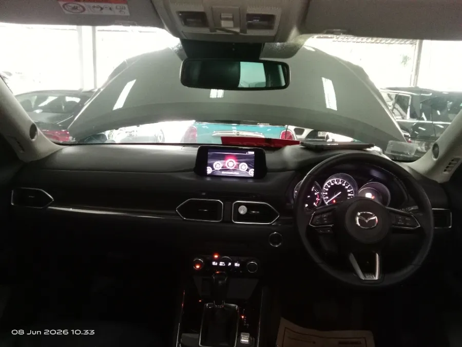 Foto Mobil Bekas Dashboard Mazda CX-5 2.5 tahun 2018