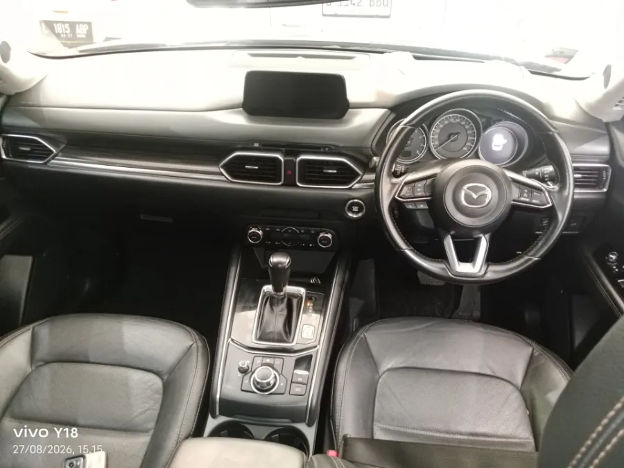 Foto Mobil Bekas Dashboard Mazda CX-5 2.5 tahun 2018