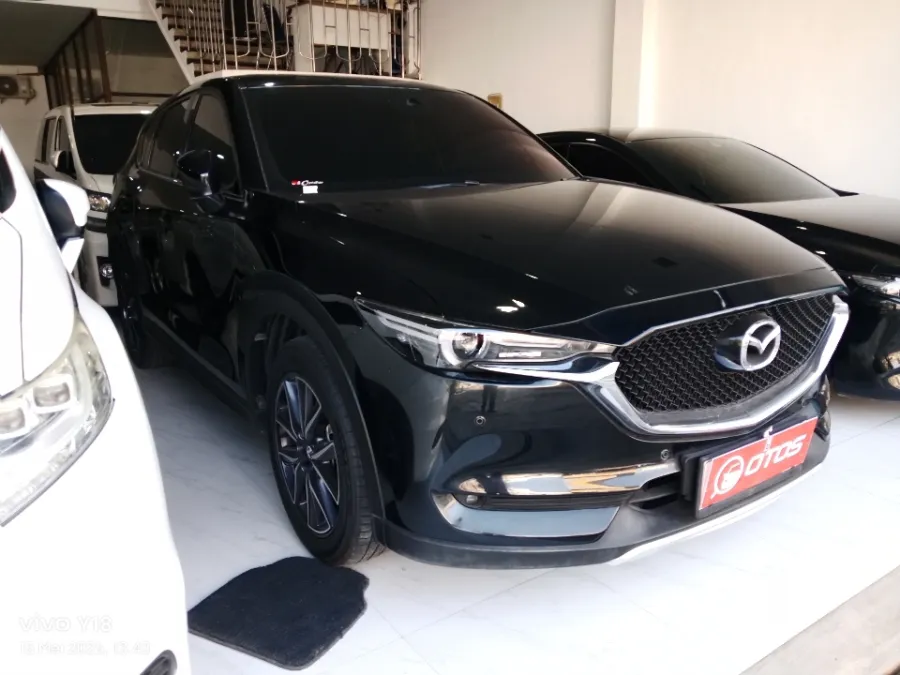 Foto Mobil Bekas Kanan Depan Mazda CX-5 2.5 tahun 2018