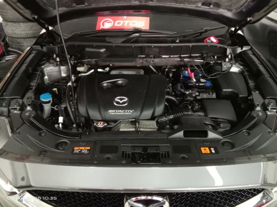 Foto Mobil Bekas Mesin Mazda CX-5 2.5 tahun 2018