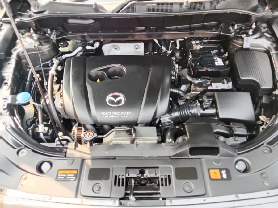 Foto Mobil Bekas Mesin Mazda CX-5 2.5 tahun 2018