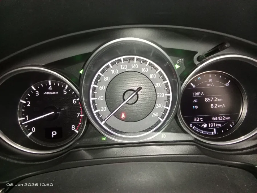 Foto Mobil Bekas Odometer Mazda CX-5 2.5 tahun 2018