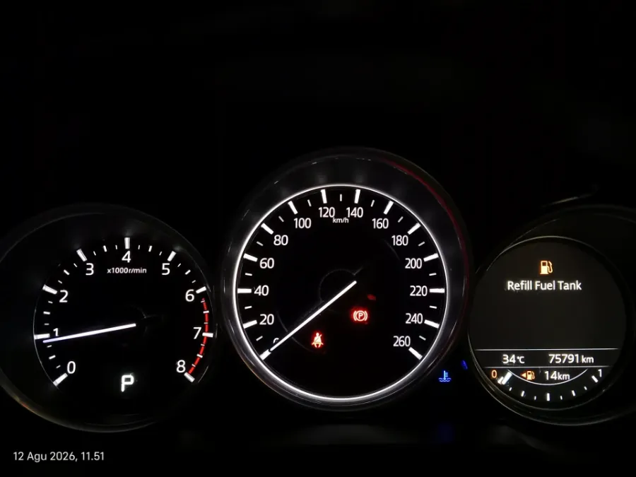Foto Mobil Bekas Odometer Mazda CX-5 2.5 tahun 2018