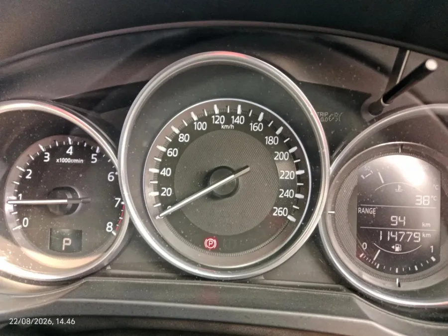 Foto Mobil Bekas Odometer Mazda CX-5 2.5 tahun 2018