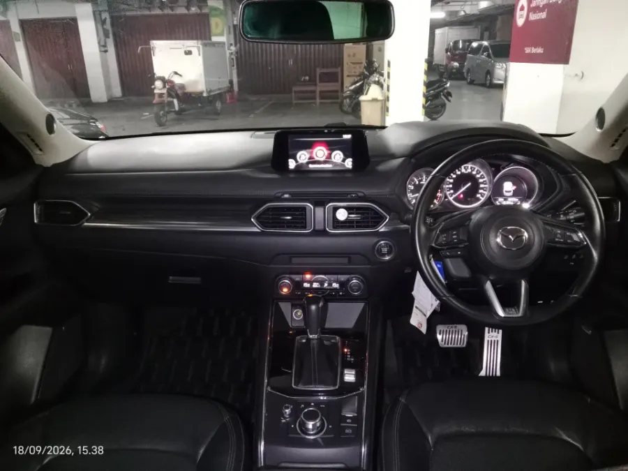 Foto Mobil Bekas Dashboard Mazda CX-5 2.5 tahun 2019