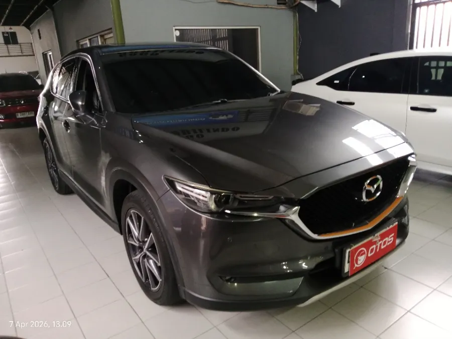 Foto Mobil Bekas Kanan Depan Mazda CX-5 2.5 tahun 2019