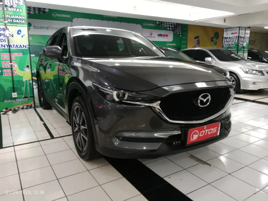 Foto Mobil Bekas Kanan Depan Mazda CX-5 2.5 tahun 2019