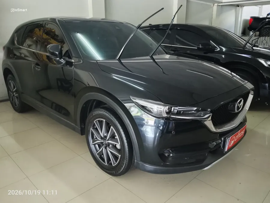 Foto Mobil Bekas Kanan Depan Mazda CX-5 2.5 tahun 2019