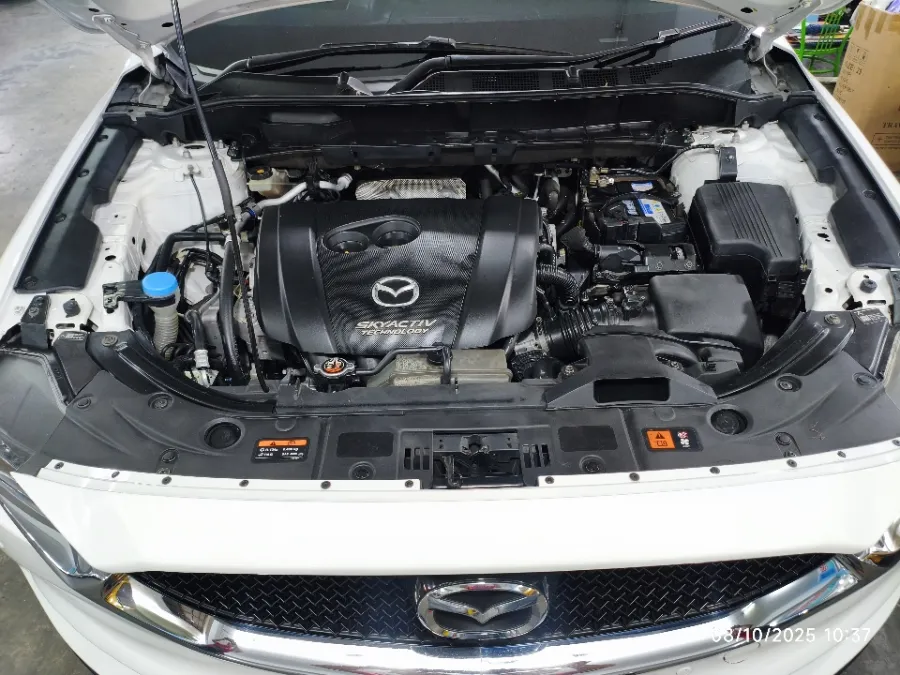 Foto Mobil Bekas Mesin Mazda CX-5 2.5 tahun 2019