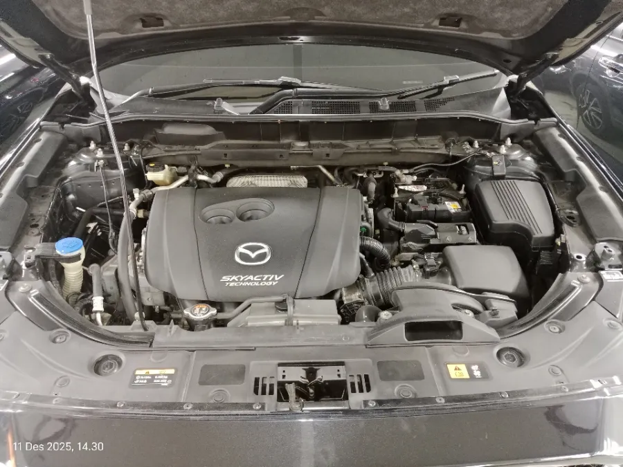 Foto Mobil Bekas Mesin Mazda CX-5 2.5 tahun 2019