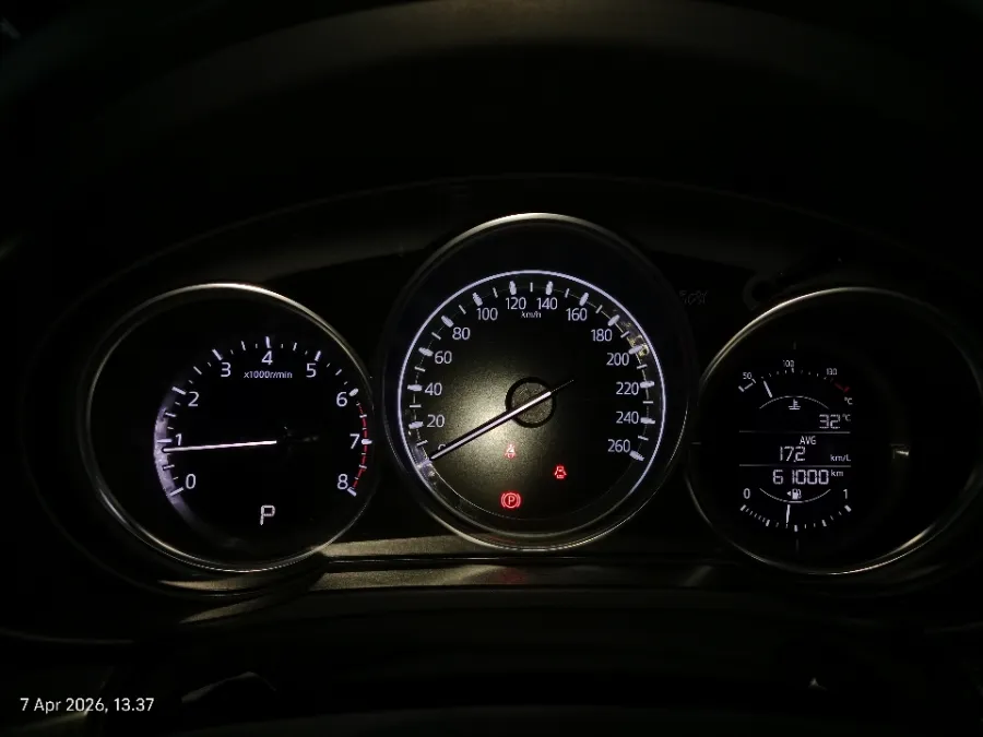 Foto Mobil Bekas Odometer Mazda CX-5 2.5 tahun 2019