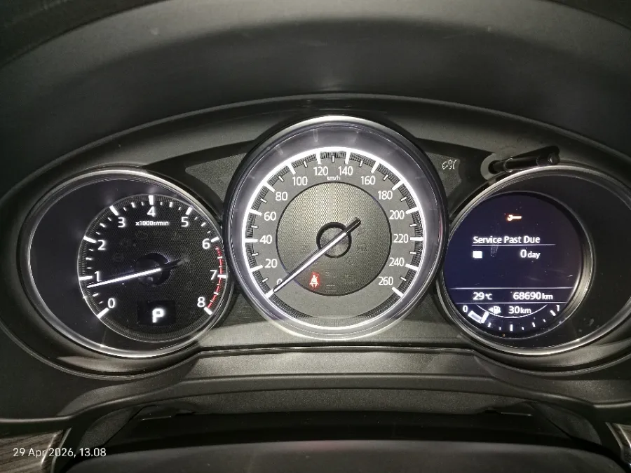Foto Mobil Bekas Odometer Mazda CX-5 2.5 tahun 2019