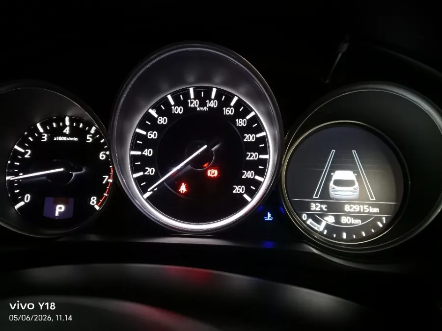Foto Mobil Bekas Odometer Mazda CX-5 2.5 tahun 2019