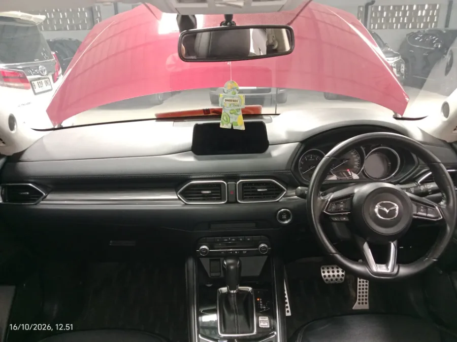 Foto Mobil Bekas Dashboard Mazda CX-5 2.5 tahun 2020