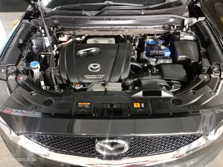 Foto Mobil Bekas Mesin Mazda CX-5 2.5 tahun 2020