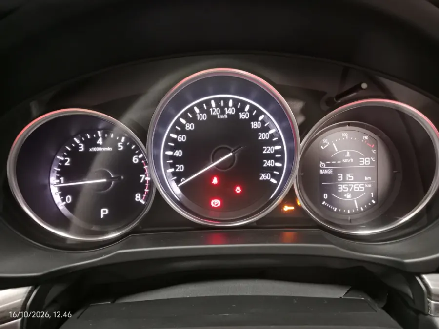Foto Mobil Bekas Odometer Mazda CX-5 2.5 tahun 2020