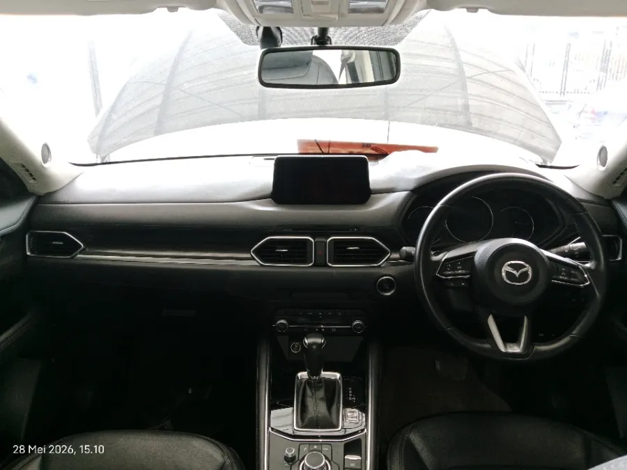 Foto Mobil Bekas Dashboard Mazda CX-5 2.5 tahun 2021