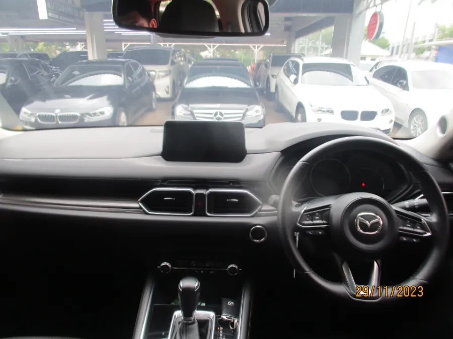 Foto Mobil Bekas Dashboard Mazda CX-5 2.5 tahun 2022