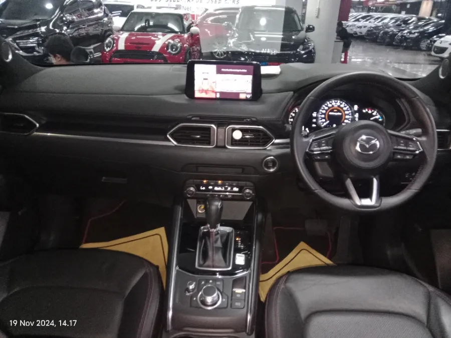 Foto Mobil Bekas Dashboard Mazda CX-5 2.5 tahun 2022