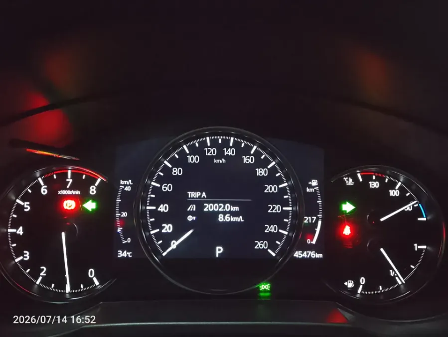 Foto Mobil Bekas Odometer Mazda CX-5 2.5 tahun 2023