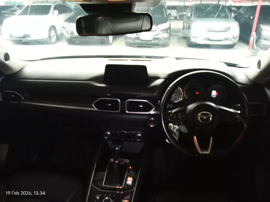 Foto Mobil Bekas Dashboard Mazda CX-5 2.5 Elite tahun 2019