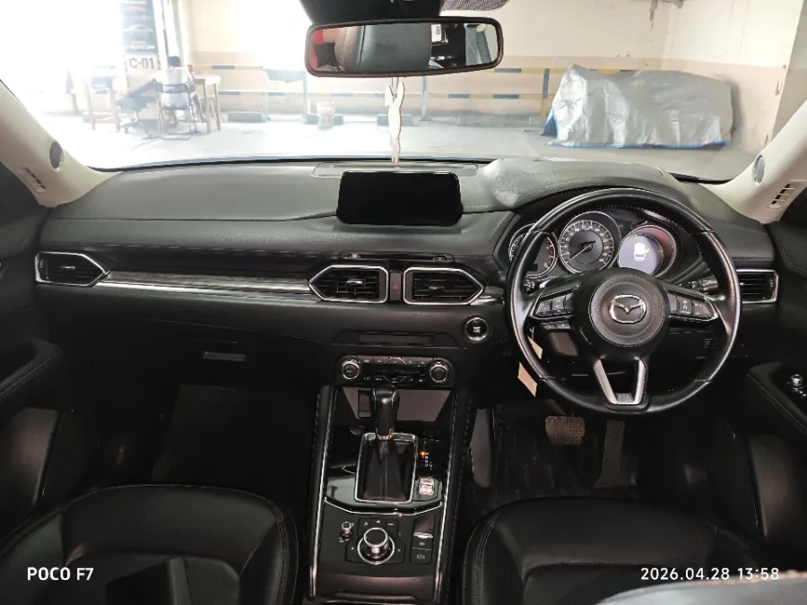 Foto Mobil Bekas Dashboard Mazda CX-5 2.5 Elite tahun 2019