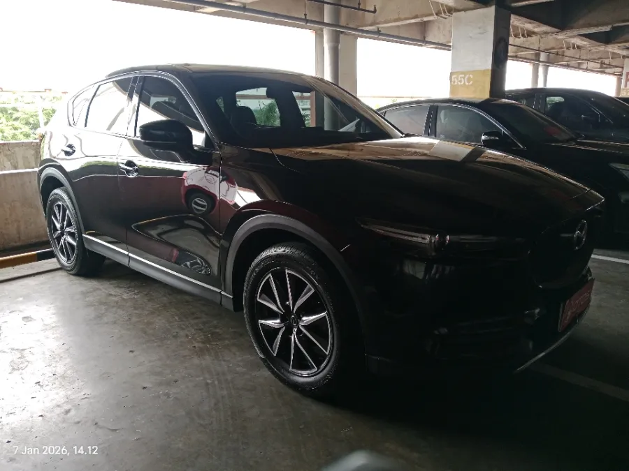 Foto Mobil Bekas Kanan Depan Mazda CX-5 2.5 Elite tahun 2019